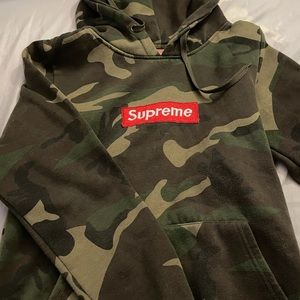 camo Supreme hoodie